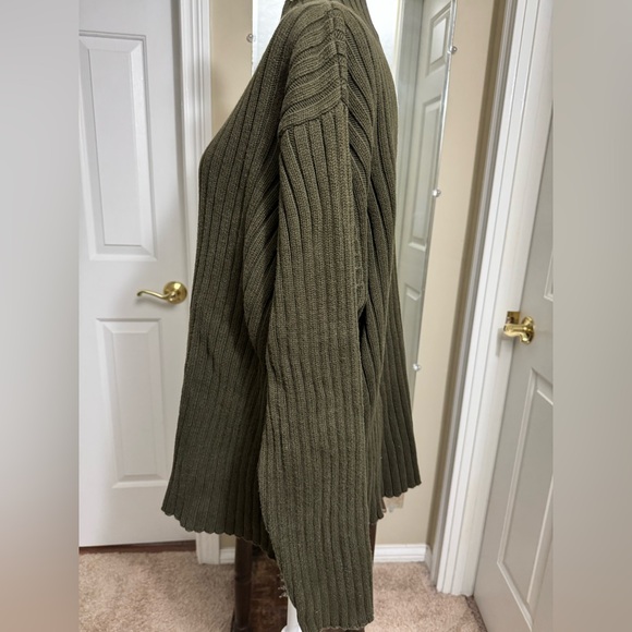 Ralph Lauren Olive Ribbed Mock Turtleneck Sweater - Picture 9 of 14